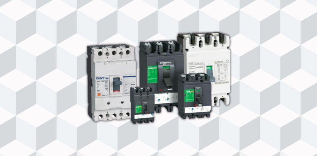 MOULDED CASE CIRCUIT BREAKER